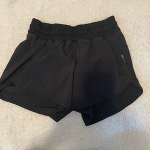 Lululemon Size 4 running shorts